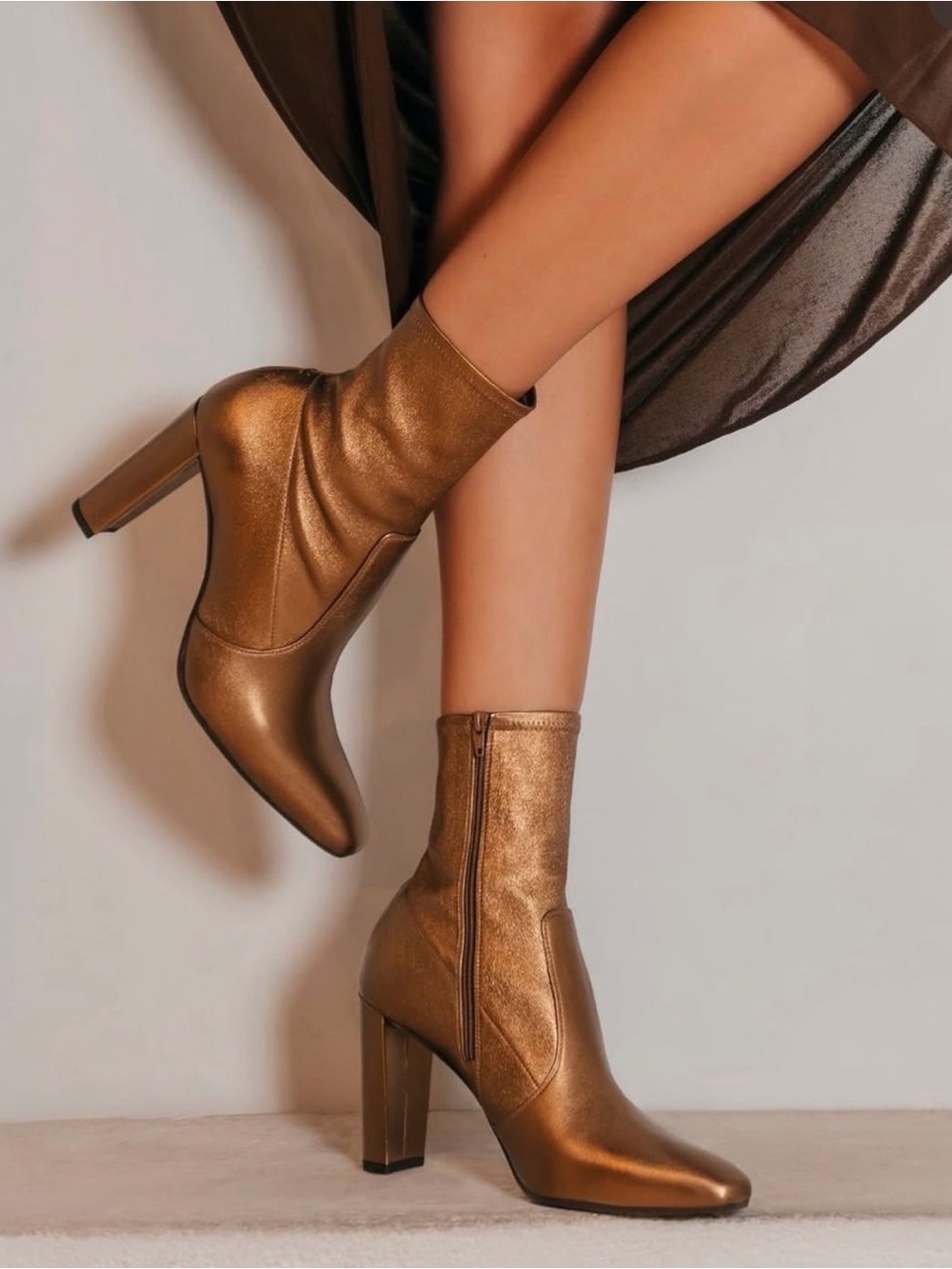 Inez Paz 90 Boots in Bronze Leather size 8 M